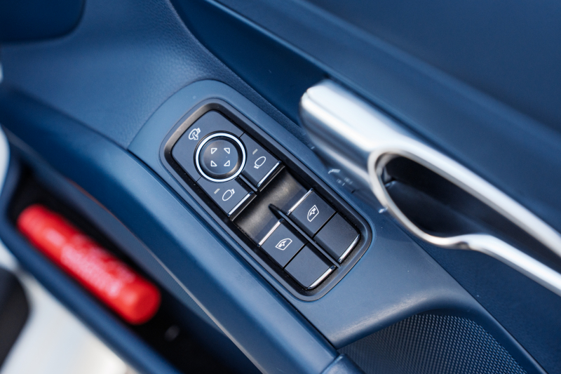 ポルシェ ボクスター(Type981) S　ﾖｯﾃｨﾝｸﾞﾌﾞﾙｰﾊｰﾌﾚｻﾞｰｼｰﾄ ｼｰﾄﾋｰﾀｰ ﾌﾞﾙｰｿﾌﾄﾄｯﾌﾟ ｶﾛｯﾂｪﾘｱﾅﾋﾞ ﾌﾙｾｸﾞTV CarPlay Bｶﾒﾗ PDLS ｽﾎﾟｰﾂﾃﾞｻﾞｲﾝｽﾃｱﾘﾝｸﾞ 電動Dﾐﾗｰ ｵｰﾄA/C ｹｲﾏﾝS19AW　2年保証