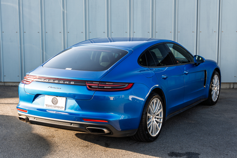 ポルシェ パナメーラ ﾍﾞｰｽｸﾞﾚｰﾄﾞ　2018年ﾓﾃﾞﾙ ﾌﾞﾗｯｸﾚｻﾞｰｼｰﾄ ｼｰﾄﾋｰﾀｰ PCMﾅﾋﾞ CarPlay ｱﾗｳﾝﾄﾞﾋﾞｭｰ ｴﾝﾄﾘｰﾄﾞﾗｲﾌﾞ PASM/ｴｱｻｽ LEDﾗｲﾄ TPM ﾊﾟﾅﾒｰﾗﾃﾞｻﾞｲﾝ20ｲﾝﾁAW　2年保証