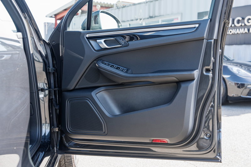 ポルシェ マカン S ｽﾎﾟｰﾂｸﾛﾉPKG　MY20 1ｵｰﾅｰ ｽﾎﾟｰﾂﾃﾞｻﾞｲﾝPKG ﾌﾞﾗｯｸﾚｻﾞｰｼｰﾄ PCMﾅﾋﾞ PASM ACC ﾚｰﾝﾁｪﾝｼﾞｱｼｽﾄ RSｽﾊﾟｲﾀﾞｰ21AW　2年保証