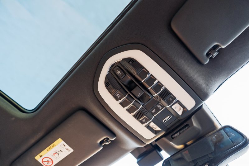 ポルシェ マカン ﾍﾞｰｽｸﾞﾚｰﾄﾞ　ﾍﾞｰｼﾞｭﾊｰﾌﾚｻﾞｰｼｰﾄ ﾊﾟﾉﾗﾏSR PCMﾅﾋﾞ ｴﾝﾄﾘｰD TPM ｸﾙｰｽﾞｺﾝﾄﾛｰﾙ ﾚｰﾝﾁｪﾝｼﾞｱｼｽﾄ LDW ｶﾗｰｸﾚｽﾄｷｬｯﾌﾟ ﾏｶﾝS18ｲﾝﾁAW　2年保証