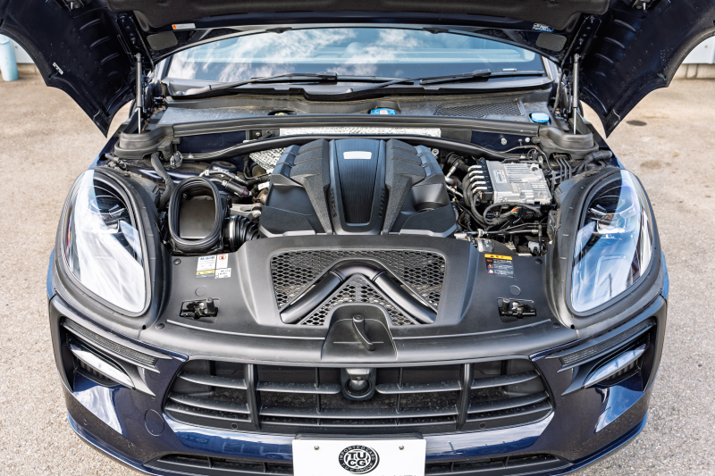 ポルシェ マカン GTS ｽﾎﾟｰﾂｸﾛﾉPKG　ﾌﾞﾗｯｸﾚｻﾞｰPKG PCM AppleCarPlay ｽﾎﾟｴｸﾞACC ｴﾝﾄﾘｰﾄﾞﾗｲﾌﾞ PASM/ｴｱｻｽ PDLS/LED RSｽﾊﾟｲﾀﾞｰ20AW　2年保証