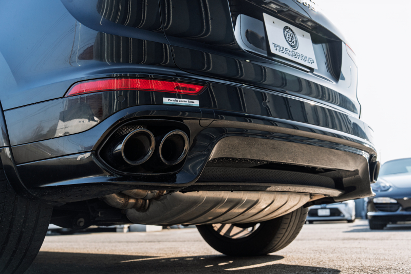 ポルシェ カイエン GTS ｽﾎﾟｰﾂｸﾛﾉPKG　1ｵﾅ MY18 ﾌﾞﾗｯｸﾊｰﾌﾚｻﾞｰｼｰﾄ ｼｰﾄﾋｰﾀｰ ﾊﾟﾉﾗﾏSR PCMﾅﾋﾞ ｴﾝﾄﾘｰﾄﾞﾗｲﾌﾞ ｷｾﾉﾝﾗｲﾄ ｽﾎﾟｰﾂﾃｰﾙﾊﾟｲﾌﾟ RSｽﾊﾟｲﾀﾞｰ20ｲﾝﾁAW　2年保証