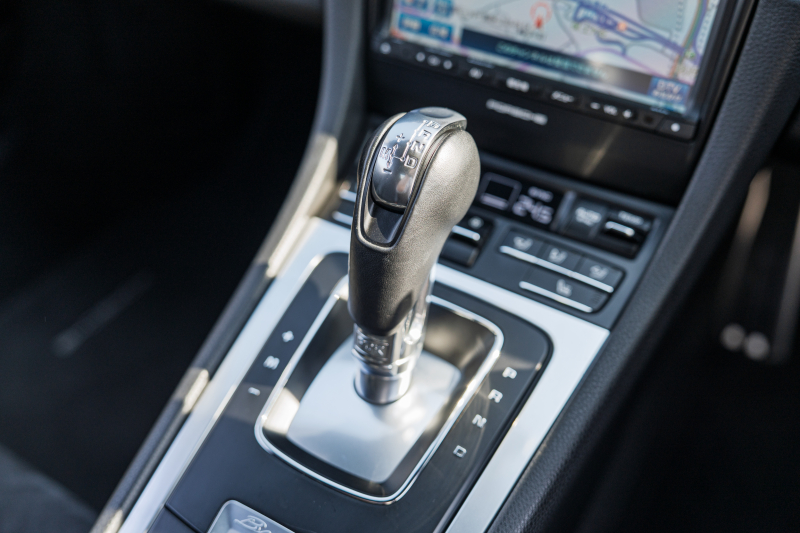 ポルシェ ボクスター(Type981) S　ﾌﾞﾗｯｸﾊｰﾌﾚｻﾞｰｼｰﾄ ｼｰﾄﾋｰﾀｰ ﾚｯﾄﾞｿﾌﾄﾄｯﾌﾟ ｸﾗﾘｵﾝﾅﾋﾞ ﾌﾙｾｸﾞTV ｽﾎﾟｰﾂﾃﾞｻﾞｲﾝｽﾃｱ ｷｾﾉﾝ 電動ﾄﾞｱﾐﾗｰ TPM ｶﾚﾗS20ｲﾝﾁAW　2年保証