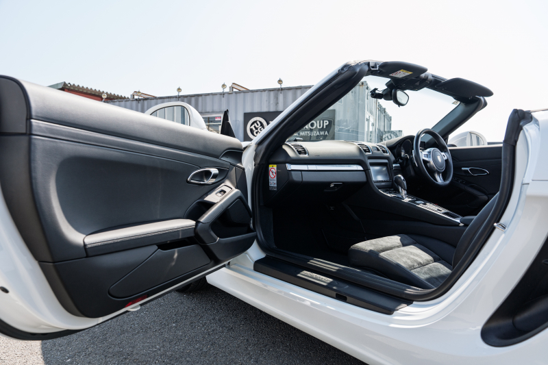 ポルシェ ボクスター(Type981) S　ﾌﾞﾗｯｸﾊｰﾌﾚｻﾞｰｼｰﾄ ｼｰﾄﾋｰﾀｰ ﾚｯﾄﾞｿﾌﾄﾄｯﾌﾟ ｸﾗﾘｵﾝﾅﾋﾞ ﾌﾙｾｸﾞTV ｽﾎﾟｰﾂﾃﾞｻﾞｲﾝｽﾃｱ ｷｾﾉﾝ 電動ﾄﾞｱﾐﾗｰ TPM ｶﾚﾗS20ｲﾝﾁAW　2年保証