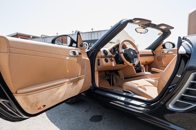 ポルシェ ボクスター(Type987) ﾍﾞｰｽｸﾞﾚｰﾄﾞ　後期ﾓﾃﾞﾙ ﾍﾞｰｼﾞｭﾊｰﾌﾚｻﾞｰｼｰﾄ ｼｰﾄﾋｰﾀｰ ﾌﾞﾗｯｸｿﾌﾄﾄｯﾌﾟ ｸﾗﾘｵﾝﾅﾋﾞTV ﾀﾞｲﾅﾐｯｸｺｰﾅﾘﾝｸﾞﾗｲﾄ ｵｰﾄｴｱｺﾝ ﾎﾞｸｽﾀｰ17ｲﾝﾁAW　2年保証