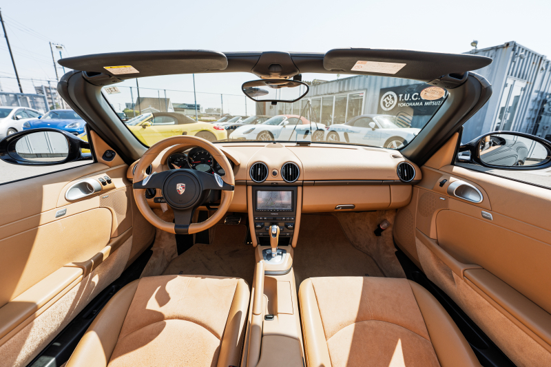 ポルシェ ボクスター(Type987) ﾍﾞｰｽｸﾞﾚｰﾄﾞ　後期ﾓﾃﾞﾙ ﾍﾞｰｼﾞｭﾊｰﾌﾚｻﾞｰｼｰﾄ ｼｰﾄﾋｰﾀｰ ﾌﾞﾗｯｸｿﾌﾄﾄｯﾌﾟ ｸﾗﾘｵﾝﾅﾋﾞTV ﾀﾞｲﾅﾐｯｸｺｰﾅﾘﾝｸﾞﾗｲﾄ ｵｰﾄｴｱｺﾝ ﾎﾞｸｽﾀｰ17ｲﾝﾁAW　2年保証