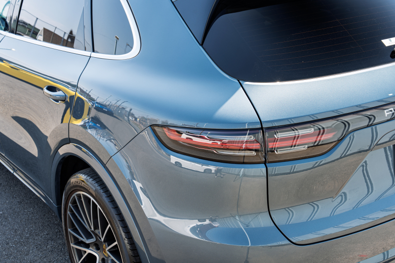 ポルシェ カイエン S ｽﾎﾟｰﾂｸﾛﾉPKG　ﾍﾞｰｼﾞｭﾚｻﾞｰｼｰﾄ ﾊﾟﾉﾗﾏﾙｰﾌ PCM CarPlay PASM/ｴｱｻｽ PDLS+ ﾌﾞﾙﾒｽﾀｰ ﾍﾞﾝﾁﾚｰﾀｰ ｱﾝﾋﾞｴﾝﾄﾗｲﾄ ACC RSｽﾊﾟｲﾀﾞｰ21ｲﾝﾁAW　2年保証