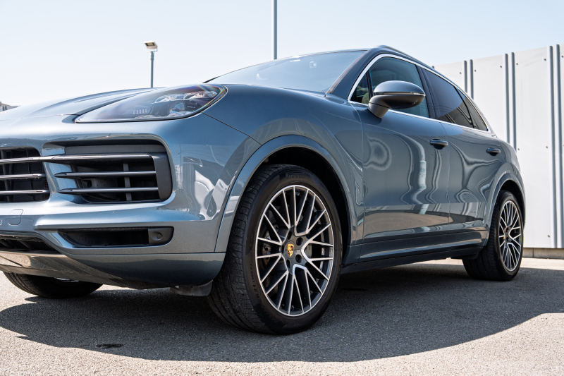 ポルシェ カイエン S ｽﾎﾟｰﾂｸﾛﾉPKG　ﾍﾞｰｼﾞｭﾚｻﾞｰｼｰﾄ ﾊﾟﾉﾗﾏﾙｰﾌ PCM CarPlay PASM/ｴｱｻｽ PDLS+ ﾌﾞﾙﾒｽﾀｰ ﾍﾞﾝﾁﾚｰﾀｰ ｱﾝﾋﾞｴﾝﾄﾗｲﾄ ACC RSｽﾊﾟｲﾀﾞｰ21ｲﾝﾁAW　2年保証