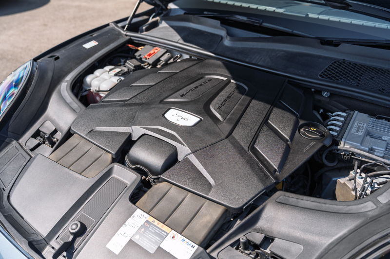 ポルシェ カイエン S ｽﾎﾟｰﾂｸﾛﾉPKG　ﾍﾞｰｼﾞｭﾚｻﾞｰｼｰﾄ ﾊﾟﾉﾗﾏﾙｰﾌ PCM CarPlay PASM/ｴｱｻｽ PDLS+ ﾌﾞﾙﾒｽﾀｰ ﾍﾞﾝﾁﾚｰﾀｰ ｱﾝﾋﾞｴﾝﾄﾗｲﾄ ACC RSｽﾊﾟｲﾀﾞｰ21ｲﾝﾁAW　2年保証