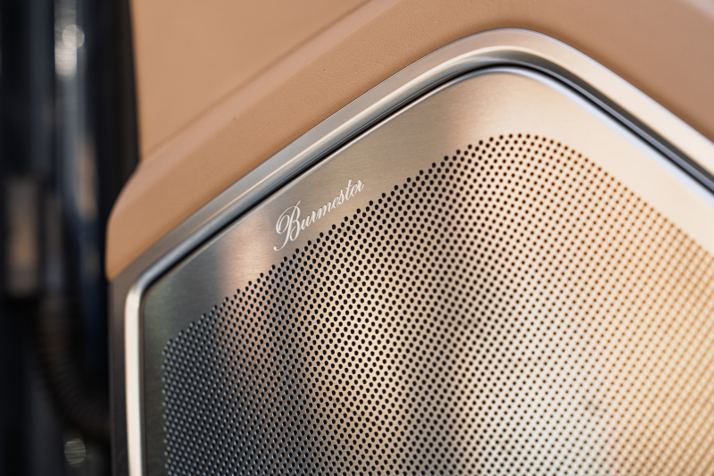 ポルシェ カイエン S ｽﾎﾟｰﾂｸﾛﾉPKG　ﾍﾞｰｼﾞｭﾚｻﾞｰｼｰﾄ ﾊﾟﾉﾗﾏﾙｰﾌ PCM CarPlay PASM/ｴｱｻｽ PDLS+ ﾌﾞﾙﾒｽﾀｰ ﾍﾞﾝﾁﾚｰﾀｰ ｱﾝﾋﾞｴﾝﾄﾗｲﾄ ACC RSｽﾊﾟｲﾀﾞｰ21ｲﾝﾁAW　2年保証