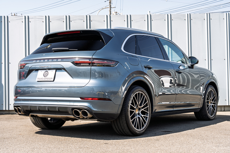 ポルシェ カイエン S ｽﾎﾟｰﾂｸﾛﾉPKG　ﾍﾞｰｼﾞｭﾚｻﾞｰｼｰﾄ ﾊﾟﾉﾗﾏﾙｰﾌ PCM CarPlay PASM/ｴｱｻｽ PDLS+ ﾌﾞﾙﾒｽﾀｰ ﾍﾞﾝﾁﾚｰﾀｰ ｱﾝﾋﾞｴﾝﾄﾗｲﾄ ACC RSｽﾊﾟｲﾀﾞｰ21ｲﾝﾁAW　2年保証