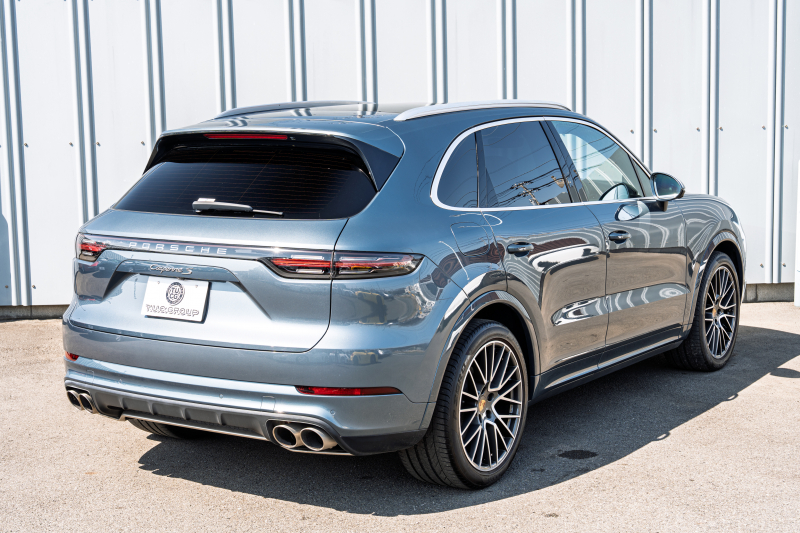 ポルシェ カイエン S ｽﾎﾟｰﾂｸﾛﾉPKG　ﾍﾞｰｼﾞｭﾚｻﾞｰｼｰﾄ ﾊﾟﾉﾗﾏﾙｰﾌ PCM CarPlay PASM/ｴｱｻｽ PDLS+ ﾌﾞﾙﾒｽﾀｰ ﾍﾞﾝﾁﾚｰﾀｰ ｱﾝﾋﾞｴﾝﾄﾗｲﾄ ACC RSｽﾊﾟｲﾀﾞｰ21ｲﾝﾁAW　2年保証