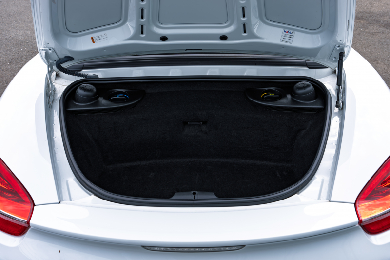 ポルシェ ボクスター(Type981) ﾍﾞｰｽｸﾞﾚｰﾄﾞ　ﾌﾞﾗｯｸﾊｰﾌﾚｻﾞｰ ﾌﾞﾗｯｸｿﾌﾄﾄｯﾌﾟ ﾅﾋﾞTV ｽﾎﾟｰﾂﾃﾞｻﾞｲﾝｽﾃｱﾘﾝｸﾞ PDLS 電動Dﾐﾗｰ TPM ﾎﾞｸｽﾀｰ18ｲﾝﾁAW　2年保証