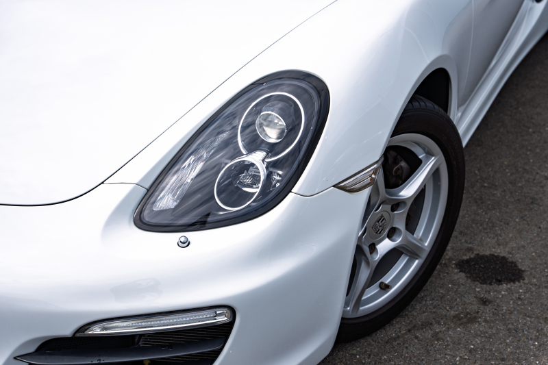 ポルシェ ボクスター(Type981) ﾍﾞｰｽｸﾞﾚｰﾄﾞ　ﾌﾞﾗｯｸﾊｰﾌﾚｻﾞｰ ﾌﾞﾗｯｸｿﾌﾄﾄｯﾌﾟ ﾅﾋﾞTV ｽﾎﾟｰﾂﾃﾞｻﾞｲﾝｽﾃｱﾘﾝｸﾞ PDLS 電動Dﾐﾗｰ TPM ﾎﾞｸｽﾀｰ18ｲﾝﾁAW　2年保証