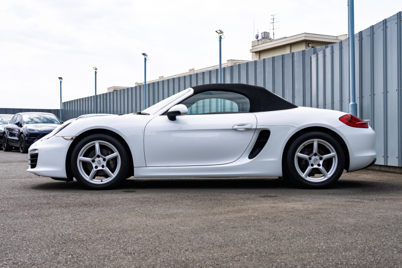 ポルシェ ボクスター(Type981) ﾍﾞｰｽｸﾞﾚｰﾄﾞ　ﾌﾞﾗｯｸﾊｰﾌﾚｻﾞｰ ﾌﾞﾗｯｸｿﾌﾄﾄｯﾌﾟ ﾅﾋﾞTV ｽﾎﾟｰﾂﾃﾞｻﾞｲﾝｽﾃｱﾘﾝｸﾞ PDLS 電動Dﾐﾗｰ TPM ﾎﾞｸｽﾀｰ18ｲﾝﾁAW　2年保証