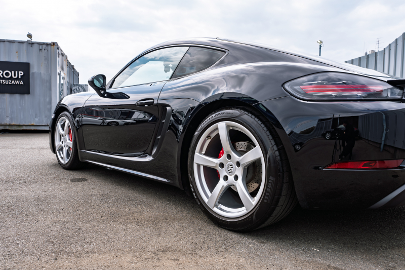 ポルシェ 718 ケイマン S ｽﾎﾟｰﾂｸﾛﾉPKG　ﾌﾞﾗｯｸﾊｰﾌﾚｻﾞｰｼｰﾄ PCMﾅﾋﾞ AppleCarplay GTｽﾎﾟｰﾂｽﾃｱ TPM ｷｾﾉﾝ 電格ﾐﾗｰ ｹｲﾏﾝS19ｲﾝﾁAW ﾊﾟｰｸｱｼｽﾄ　2年保証