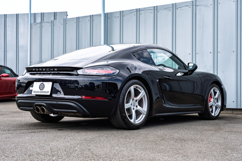 ポルシェ 718 ケイマン S ｽﾎﾟｰﾂｸﾛﾉPKG　ﾌﾞﾗｯｸﾊｰﾌﾚｻﾞｰｼｰﾄ PCMﾅﾋﾞ AppleCarplay GTｽﾎﾟｰﾂｽﾃｱ TPM ｷｾﾉﾝ 電格ﾐﾗｰ ｹｲﾏﾝS19ｲﾝﾁAW ﾊﾟｰｸｱｼｽﾄ　2年保証