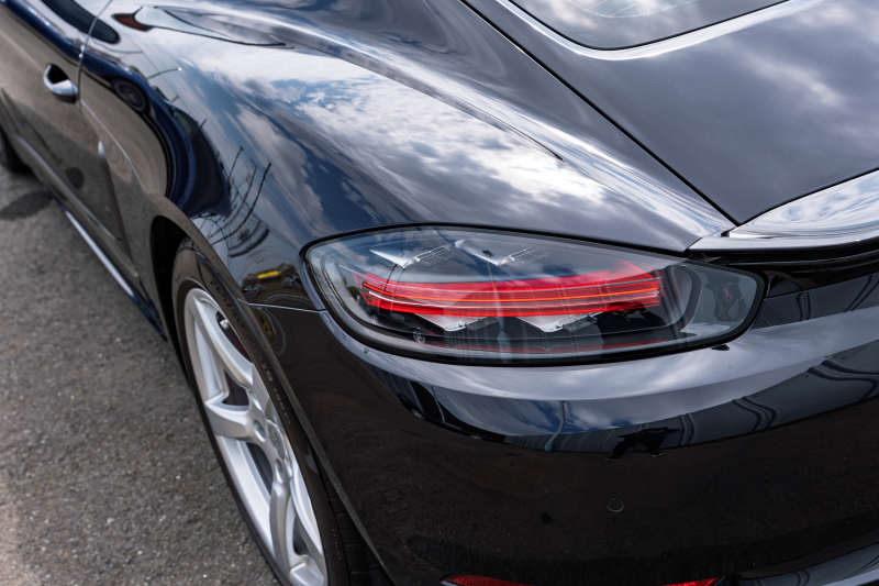 ポルシェ 718 ケイマン S ｽﾎﾟｰﾂｸﾛﾉPKG　ﾌﾞﾗｯｸﾊｰﾌﾚｻﾞｰｼｰﾄ PCMﾅﾋﾞ AppleCarplay GTｽﾎﾟｰﾂｽﾃｱ TPM ｷｾﾉﾝ 電格ﾐﾗｰ ｹｲﾏﾝS19ｲﾝﾁAW ﾊﾟｰｸｱｼｽﾄ　2年保証