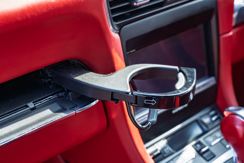 ポルシェ 911(Type991.1) ｶﾚﾗ　MY14 ｶﾚﾗﾚｯﾄﾞﾚｻﾞｰｲﾝﾃﾘｱ 14Wayｴﾚｸﾄﾘｯｸｼｰﾄ ｼｰﾄﾋｰﾀｰ ｽﾄﾗｰﾀﾞﾅﾋﾞ ﾌﾙｾｸﾞTV Bｶﾒﾗ PDLS ｽﾎﾟｰﾂﾃﾞｻﾞｲﾝｽﾃｱﾘﾝｸﾞ ｵｰﾄｴｱｺﾝ 電動Dﾐﾗｰ TPM ｶﾚﾗ19ｲﾝﾁAW　2年保証