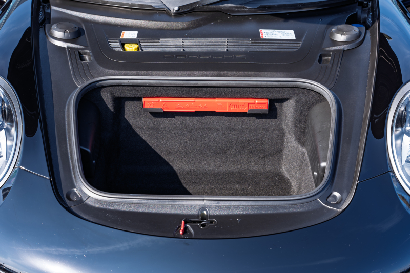 ポルシェ 911(Type991.1) ｶﾚﾗ　MY14 ｶﾚﾗﾚｯﾄﾞﾚｻﾞｰｲﾝﾃﾘｱ 14Wayｴﾚｸﾄﾘｯｸｼｰﾄ ｼｰﾄﾋｰﾀｰ ｽﾄﾗｰﾀﾞﾅﾋﾞ ﾌﾙｾｸﾞTV Bｶﾒﾗ PDLS ｽﾎﾟｰﾂﾃﾞｻﾞｲﾝｽﾃｱﾘﾝｸﾞ ｵｰﾄｴｱｺﾝ 電動Dﾐﾗｰ TPM ｶﾚﾗ19ｲﾝﾁAW　2年保証