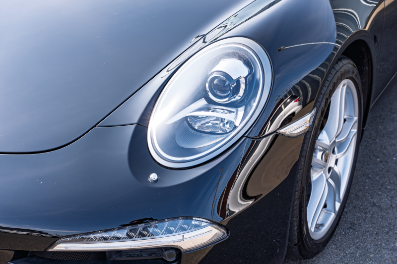 ポルシェ 911(Type991.1) ｶﾚﾗ　MY14 ｶﾚﾗﾚｯﾄﾞﾚｻﾞｰｲﾝﾃﾘｱ 14Wayｴﾚｸﾄﾘｯｸｼｰﾄ ｼｰﾄﾋｰﾀｰ ｽﾄﾗｰﾀﾞﾅﾋﾞ ﾌﾙｾｸﾞTV Bｶﾒﾗ PDLS ｽﾎﾟｰﾂﾃﾞｻﾞｲﾝｽﾃｱﾘﾝｸﾞ ｵｰﾄｴｱｺﾝ 電動Dﾐﾗｰ TPM ｶﾚﾗ19ｲﾝﾁAW　2年保証