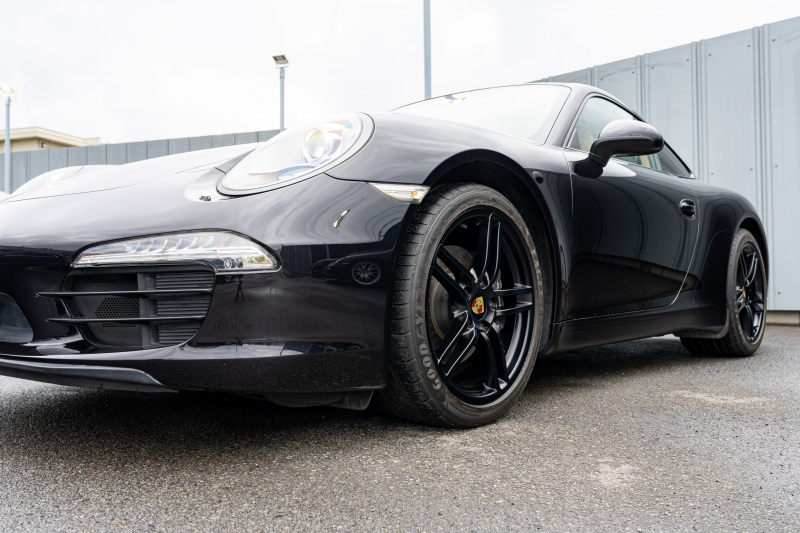 ポルシェ 911(Type991.1) ｶﾚﾗ ｽﾎﾟｰﾂｸﾛﾉPKG　ﾍﾞｰｼﾞｭﾚｻﾞｰｼｰﾄ ｼｰﾄﾋｰﾀｰ ｶﾛｯﾂｪﾘｱﾅﾋﾞ ﾌﾙｾｸﾞTV Bｶﾒﾗ ｽﾎﾟｰﾂﾃﾞｻﾞｲﾝｽﾃｱﾘﾝｸﾞ ｸﾙｺﾝ ｵｰﾄｴｱｺﾝ 電動Dﾐﾗｰ TPM ｶﾚﾗ19ｲﾝﾁAW　2年保証