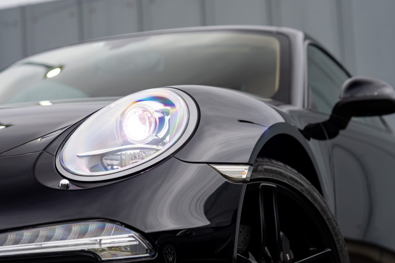 ポルシェ 911(Type991.1) ｶﾚﾗ ｽﾎﾟｰﾂｸﾛﾉPKG　ﾍﾞｰｼﾞｭﾚｻﾞｰｼｰﾄ ｼｰﾄﾋｰﾀｰ ｶﾛｯﾂｪﾘｱﾅﾋﾞ ﾌﾙｾｸﾞTV Bｶﾒﾗ ｽﾎﾟｰﾂﾃﾞｻﾞｲﾝｽﾃｱﾘﾝｸﾞ ｸﾙｺﾝ ｵｰﾄｴｱｺﾝ 電動Dﾐﾗｰ TPM ｶﾚﾗ19ｲﾝﾁAW　2年保証