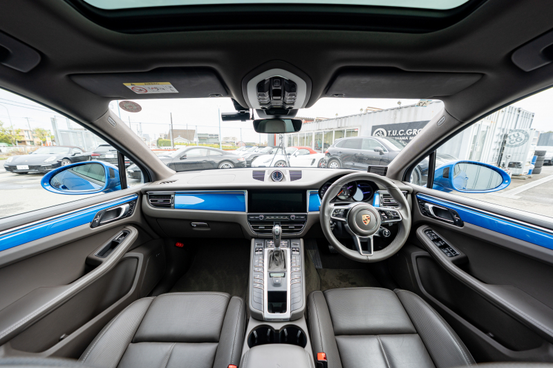 ポルシェ マカン ﾍﾞｰｽｸﾞﾚｰﾄﾞ ｽﾎﾟｰﾂｸﾛﾉPKG　ｱｹﾞｰﾄｸﾞﾚｰﾚｻﾞｰ ﾍﾞﾝﾁﾚｰﾀｰ ﾊﾟﾉﾗﾏｻﾝﾙｰﾌ PCMﾅﾋﾞ ｱﾗｳﾝﾄﾞﾋﾞｭｰ ｴﾝﾄﾘｰﾄﾞﾗｲﾌﾞ ACC ﾚｰﾝﾁｪﾝｼﾞ PDLS+ PASM TPM ﾏｶﾝﾀｰﾎﾞ20ｲﾝﾁAW　2年保証