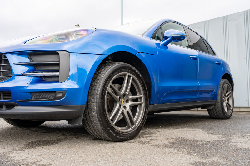 ポルシェ マカン ﾍﾞｰｽｸﾞﾚｰﾄﾞ ｽﾎﾟｰﾂｸﾛﾉPKG　ｱｹﾞｰﾄｸﾞﾚｰﾚｻﾞｰ ﾍﾞﾝﾁﾚｰﾀｰ ﾊﾟﾉﾗﾏｻﾝﾙｰﾌ PCMﾅﾋﾞ ｱﾗｳﾝﾄﾞﾋﾞｭｰ ｴﾝﾄﾘｰﾄﾞﾗｲﾌﾞ ACC ﾚｰﾝﾁｪﾝｼﾞ PDLS+ PASM TPM ﾏｶﾝﾀｰﾎﾞ20ｲﾝﾁAW　2年保証