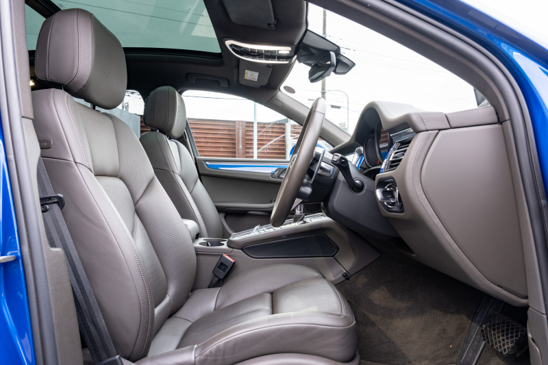 ポルシェ マカン ﾍﾞｰｽｸﾞﾚｰﾄﾞ ｽﾎﾟｰﾂｸﾛﾉPKG　ｱｹﾞｰﾄｸﾞﾚｰﾚｻﾞｰ ﾍﾞﾝﾁﾚｰﾀｰ ﾊﾟﾉﾗﾏｻﾝﾙｰﾌ PCMﾅﾋﾞ ｱﾗｳﾝﾄﾞﾋﾞｭｰ ｴﾝﾄﾘｰﾄﾞﾗｲﾌﾞ ACC ﾚｰﾝﾁｪﾝｼﾞ PDLS+ PASM TPM ﾏｶﾝﾀｰﾎﾞ20ｲﾝﾁAW　2年保証