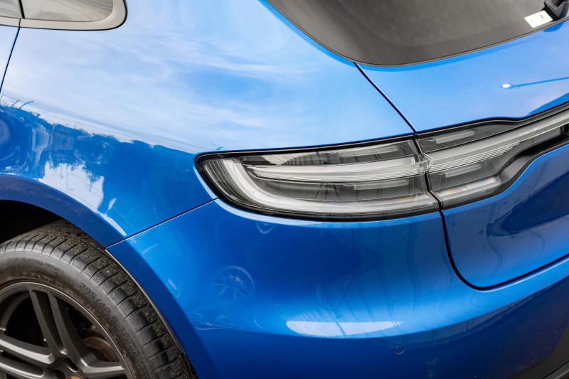 ポルシェ マカン ﾍﾞｰｽｸﾞﾚｰﾄﾞ ｽﾎﾟｰﾂｸﾛﾉPKG　ｱｹﾞｰﾄｸﾞﾚｰﾚｻﾞｰ ﾍﾞﾝﾁﾚｰﾀｰ ﾊﾟﾉﾗﾏｻﾝﾙｰﾌ PCMﾅﾋﾞ ｱﾗｳﾝﾄﾞﾋﾞｭｰ ｴﾝﾄﾘｰﾄﾞﾗｲﾌﾞ ACC ﾚｰﾝﾁｪﾝｼﾞ PDLS+ PASM TPM ﾏｶﾝﾀｰﾎﾞ20ｲﾝﾁAW　2年保証