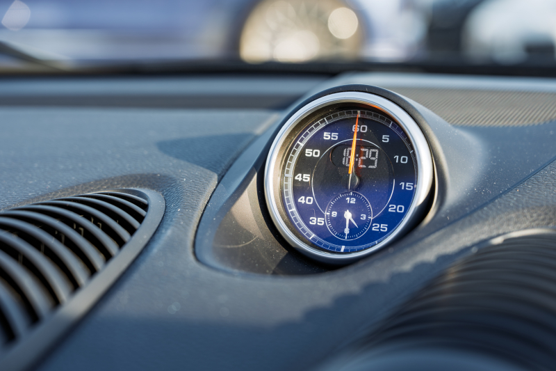 ポルシェ 718 ボクスター ﾍﾞｰｽｸﾞﾚｰﾄﾞ ｽﾎﾟｰﾂｸﾛﾉPKG　6速ﾏﾆｭｱﾙ ﾌﾞﾗｯｸﾊｰﾌﾚｻﾞｰ ｼｰﾄﾋｰﾀｰ ﾌﾞﾗｯｸｿﾌﾄﾄｯﾌﾟ PCMﾅﾋﾞTV CarPlay PASM GTｽﾎﾟｰﾂｽﾃｱ ｽﾎﾟｰﾂﾃｰﾙﾊﾟｲﾌﾟ  ﾎﾞｸｽﾀｰS19ｲﾝﾁAW　2年保証