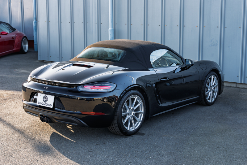 ポルシェ 718 ボクスター ﾍﾞｰｽｸﾞﾚｰﾄﾞ ｽﾎﾟｰﾂｸﾛﾉPKG　6速ﾏﾆｭｱﾙ ﾌﾞﾗｯｸﾊｰﾌﾚｻﾞｰ ｼｰﾄﾋｰﾀｰ ﾌﾞﾗｯｸｿﾌﾄﾄｯﾌﾟ PCMﾅﾋﾞTV CarPlay PASM GTｽﾎﾟｰﾂｽﾃｱ ｽﾎﾟｰﾂﾃｰﾙﾊﾟｲﾌﾟ  ﾎﾞｸｽﾀｰS19ｲﾝﾁAW　2年保証