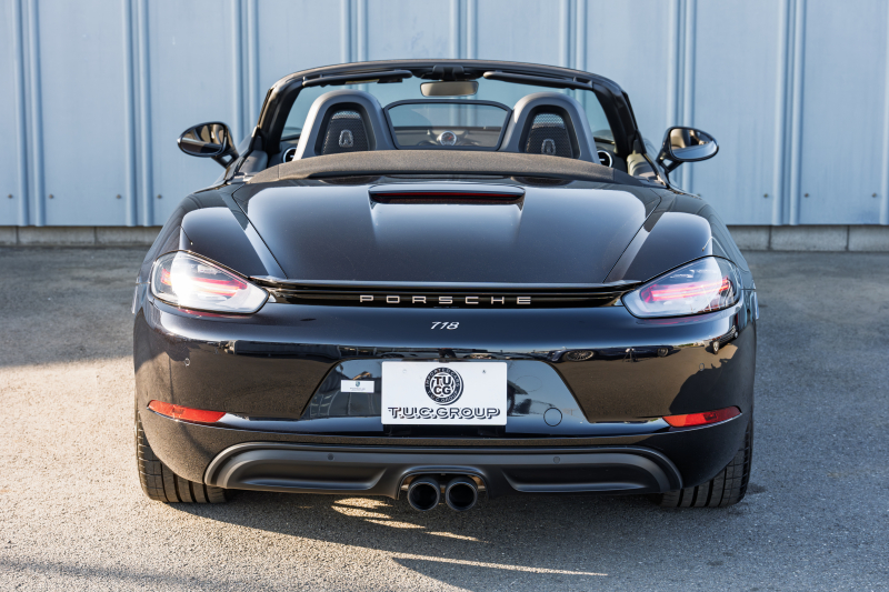 ポルシェ 718 ボクスター ﾍﾞｰｽｸﾞﾚｰﾄﾞ ｽﾎﾟｰﾂｸﾛﾉPKG　6速ﾏﾆｭｱﾙ ﾌﾞﾗｯｸﾊｰﾌﾚｻﾞｰ ｼｰﾄﾋｰﾀｰ ﾌﾞﾗｯｸｿﾌﾄﾄｯﾌﾟ PCMﾅﾋﾞTV CarPlay PASM GTｽﾎﾟｰﾂｽﾃｱ ｽﾎﾟｰﾂﾃｰﾙﾊﾟｲﾌﾟ  ﾎﾞｸｽﾀｰS19ｲﾝﾁAW　2年保証