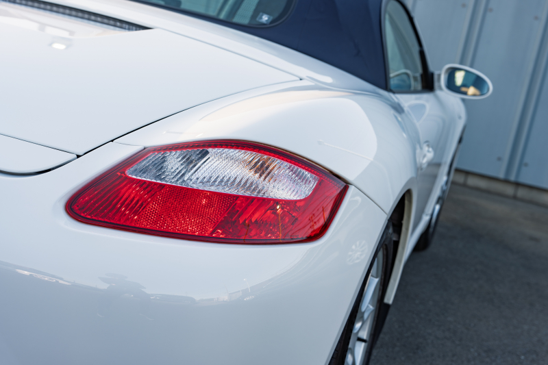 ポルシェ ボクスター(Type987) ﾍﾞｰｽｸﾞﾚｰﾄﾞ　ﾍﾞｰｼﾞｭﾊｰﾌﾚｻﾞｰｼｰﾄ ﾌﾞﾙｰｿﾌﾄﾄｯﾌﾟ ｽﾄﾗｰﾀﾞﾅﾋﾞ ﾌﾙｾｸﾞTV ｷｾﾉﾝﾗｲﾄ ﾌﾛﾝﾄ/ﾘｱﾌｫｸﾞﾗﾝﾌﾟ PSM ﾎﾞｸｽﾀｰ17ｲﾝﾁAW　2年保証