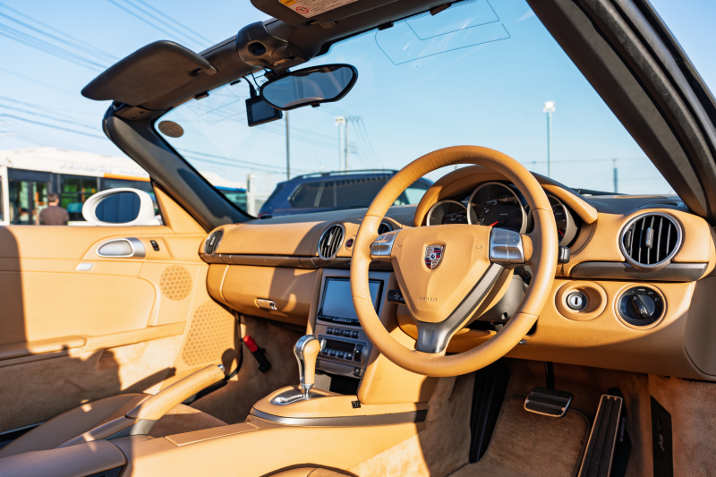 ポルシェ ボクスター(Type987) ﾍﾞｰｽｸﾞﾚｰﾄﾞ　ﾍﾞｰｼﾞｭﾊｰﾌﾚｻﾞｰｼｰﾄ ﾌﾞﾙｰｿﾌﾄﾄｯﾌﾟ ｽﾄﾗｰﾀﾞﾅﾋﾞ ﾌﾙｾｸﾞTV ｷｾﾉﾝﾗｲﾄ ﾌﾛﾝﾄ/ﾘｱﾌｫｸﾞﾗﾝﾌﾟ PSM ﾎﾞｸｽﾀｰ17ｲﾝﾁAW　2年保証