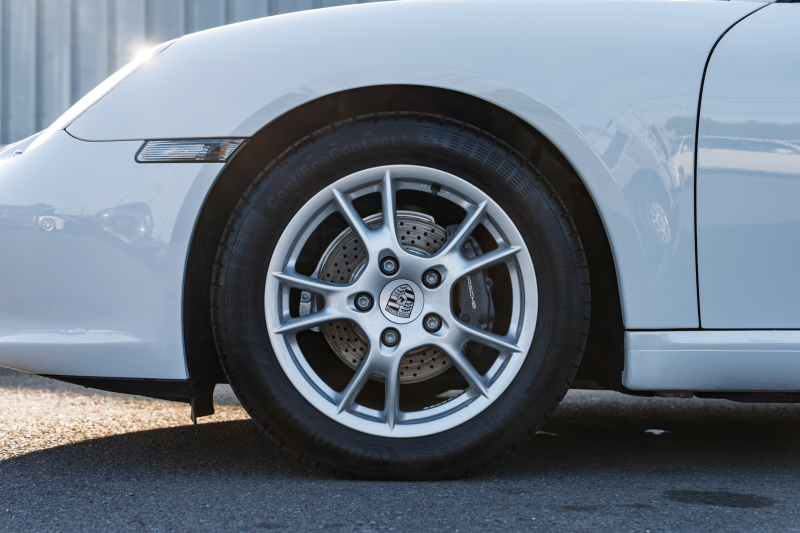 ポルシェ ボクスター(Type987) ﾍﾞｰｽｸﾞﾚｰﾄﾞ　ﾍﾞｰｼﾞｭﾊｰﾌﾚｻﾞｰｼｰﾄ ﾌﾞﾙｰｿﾌﾄﾄｯﾌﾟ ｽﾄﾗｰﾀﾞﾅﾋﾞ ﾌﾙｾｸﾞTV ｷｾﾉﾝﾗｲﾄ ﾌﾛﾝﾄ/ﾘｱﾌｫｸﾞﾗﾝﾌﾟ PSM ﾎﾞｸｽﾀｰ17ｲﾝﾁAW　2年保証