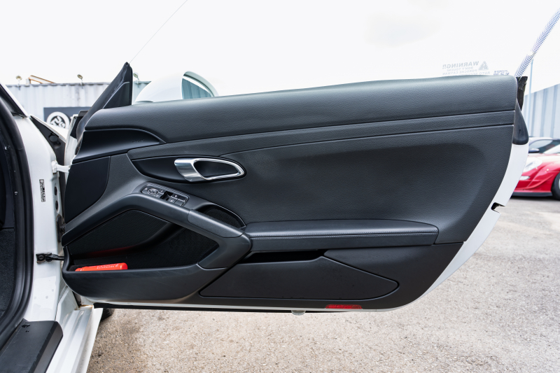 ポルシェ ケイマン(Type981) S ｽﾎﾟｰﾂｸﾛﾉPKG　ﾌﾞﾗｯｸﾊｰﾌﾚｻﾞｰｼｰﾄ ｼｰﾄﾋｰﾀｰ ｸﾗﾘｵﾝﾅﾋﾞTV ｽﾎﾟｰﾂﾃﾞｻﾞｲﾝｽﾃｱﾘﾝｸﾞ PDLS 電動Dﾐﾗｰ ｵｰﾄｴｱｺﾝ TPM ｶﾚﾗS20ｲﾝﾁAW　2年保証