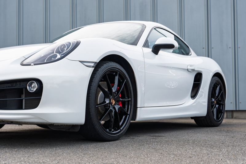 ポルシェ ケイマン(Type981) S ｽﾎﾟｰﾂｸﾛﾉPKG　ﾌﾞﾗｯｸﾊｰﾌﾚｻﾞｰｼｰﾄ ｼｰﾄﾋｰﾀｰ ｸﾗﾘｵﾝﾅﾋﾞTV ｽﾎﾟｰﾂﾃﾞｻﾞｲﾝｽﾃｱﾘﾝｸﾞ PDLS 電動Dﾐﾗｰ ｵｰﾄｴｱｺﾝ TPM ｶﾚﾗS20ｲﾝﾁAW　2年保証