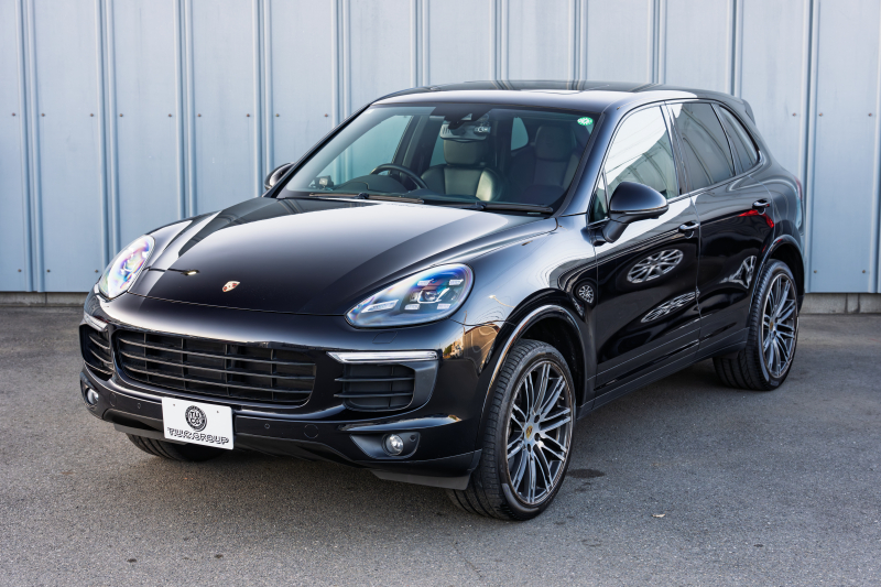 ポルシェ カイエン ﾌﾟﾗﾁﾅｴﾃﾞｨｼｮﾝ　特別仕様車 後期ﾓﾃﾞﾙ ﾌﾞﾗｯｸﾊｰﾌﾚｻﾞｰｼｰﾄ ｻﾝﾙｰﾌ PCMﾅﾋﾞ 地ﾃﾞｼﾞﾁｭｰﾅｰ PDLS+/LEDﾗｲﾄ ｽﾎﾟｰﾂﾃｰﾙﾊﾟｲﾌﾟ 911ﾀｰﾎﾞﾃﾞｻﾞｲﾝ21ｲﾝﾁAW　2年保証