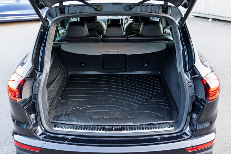 ポルシェ カイエン ﾌﾟﾗﾁﾅｴﾃﾞｨｼｮﾝ　特別仕様車 後期ﾓﾃﾞﾙ ﾌﾞﾗｯｸﾊｰﾌﾚｻﾞｰｼｰﾄ ｻﾝﾙｰﾌ PCMﾅﾋﾞ 地ﾃﾞｼﾞﾁｭｰﾅｰ PDLS+/LEDﾗｲﾄ ｽﾎﾟｰﾂﾃｰﾙﾊﾟｲﾌﾟ 911ﾀｰﾎﾞﾃﾞｻﾞｲﾝ21ｲﾝﾁAW　2年保証