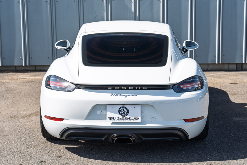 ポルシェ 718 ケイマン ﾍﾞｰｽｸﾞﾚｰﾄﾞ ｽﾎﾟｰﾂｸﾛﾉPKG　ﾌﾞﾗｯｸﾊｰﾌﾚｻﾞｰ PCMﾅﾋﾞTV CarPlay 電格ﾐﾗｰ ｷｾﾉﾝﾗｲﾄ ﾀﾞｳﾝｻｽ ﾜｲﾄﾞｽﾍﾟｰｻｰ ﾎﾞｸｽﾀｰS19ｲﾝﾁAW　2年保証