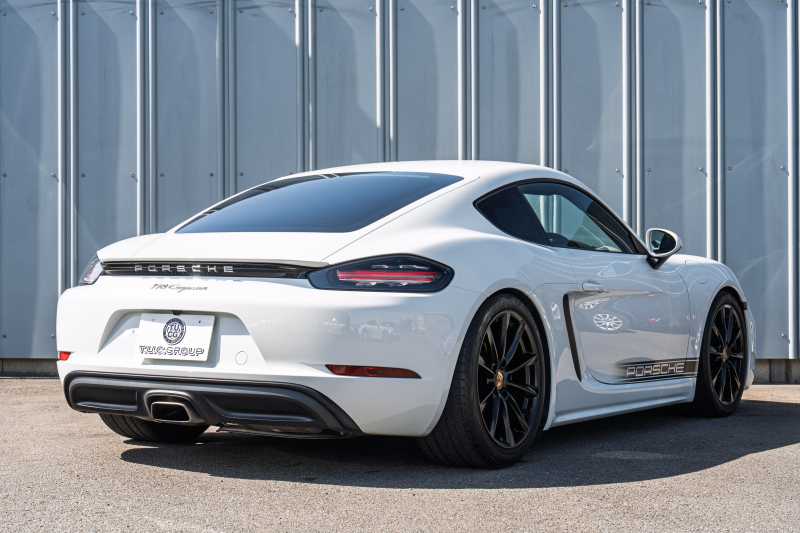 ポルシェ 718 ケイマン ﾍﾞｰｽｸﾞﾚｰﾄﾞ ｽﾎﾟｰﾂｸﾛﾉPKG　ﾌﾞﾗｯｸﾊｰﾌﾚｻﾞｰ PCMﾅﾋﾞTV CarPlay 電格ﾐﾗｰ ｷｾﾉﾝﾗｲﾄ ﾀﾞｳﾝｻｽ ﾜｲﾄﾞｽﾍﾟｰｻｰ ﾎﾞｸｽﾀｰS19ｲﾝﾁAW　2年保証