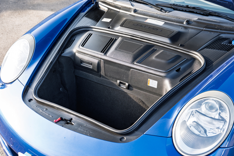 ポルシェ 911(Type997) ｶﾚﾗ4　ﾌﾞﾗｯｸﾚｻﾞｰｼｰﾄ ｼｰﾄﾋｰﾀｰ ｱﾙｶﾝﾀｰﾗﾙｰﾌﾗｲﾅｰ ｹﾝｳｯﾄﾞﾅﾋﾞ ﾌﾙｾｸﾞTV ｵｰﾄｴｱｺﾝ PSM ｷｾﾉﾝﾗｲﾄ F/Rﾌｫｸﾞ ｶﾚﾗ18ｲﾝﾁAW　2年保証