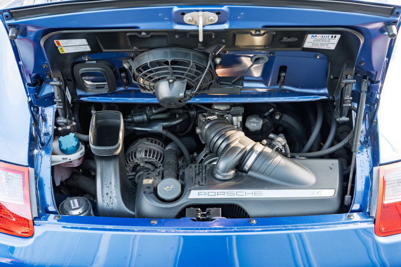 ポルシェ 911(Type997) ｶﾚﾗ4　ﾌﾞﾗｯｸﾚｻﾞｰｼｰﾄ ｼｰﾄﾋｰﾀｰ ｱﾙｶﾝﾀｰﾗﾙｰﾌﾗｲﾅｰ ｹﾝｳｯﾄﾞﾅﾋﾞ ﾌﾙｾｸﾞTV ｵｰﾄｴｱｺﾝ PSM ｷｾﾉﾝﾗｲﾄ F/Rﾌｫｸﾞ ｶﾚﾗ18ｲﾝﾁAW　2年保証