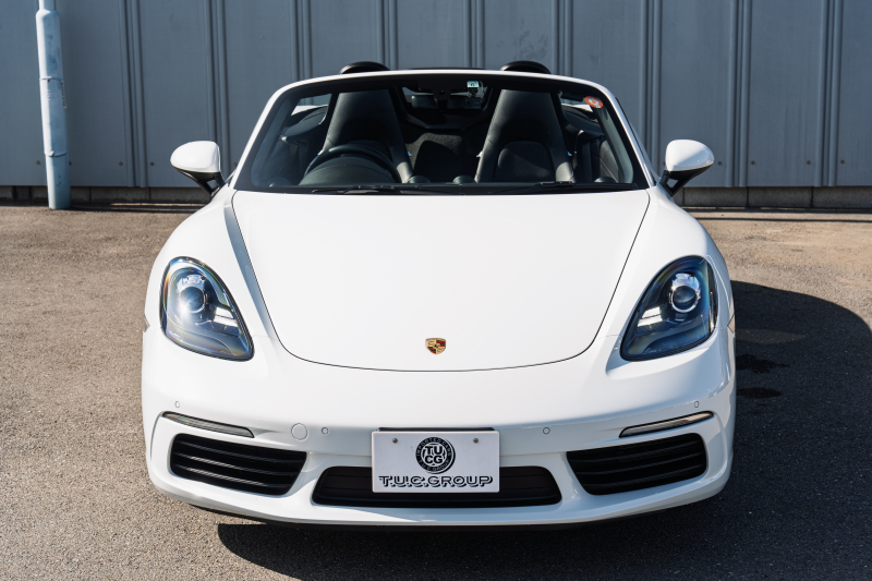 ポルシェ 718 ボクスター ﾍﾞｰｽｸﾞﾚｰﾄﾞ　ﾌﾞﾗｯｸﾊｰﾌﾚｻﾞｰ ｼｰﾄﾋｰﾀｰ ﾌﾞﾗｯｸｿﾌﾄﾄｯﾌﾟ PCMﾅﾋﾞTV CarPlay ｽﾎﾟｰﾂｴｸﾞｿﾞｰｽﾄ ｴﾝﾄﾘｰﾄﾞﾗｲﾌﾞｷｾﾉﾝ  ﾎﾞｸｽﾀｰS19ｲﾝﾁAW　2年保証