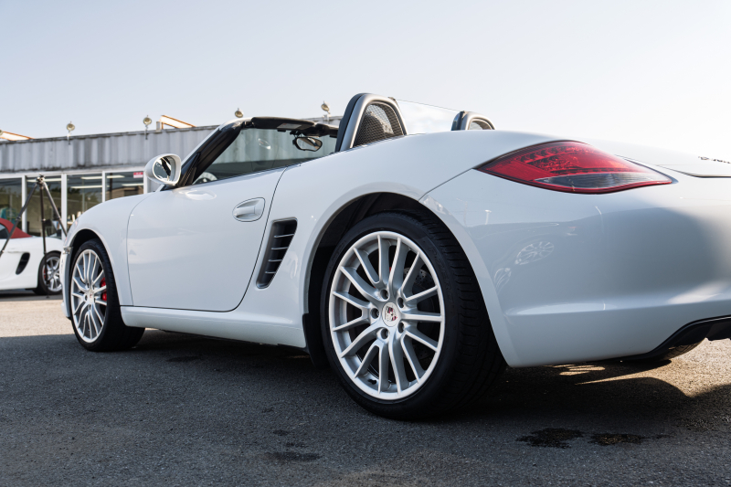 ポルシェ ボクスター(Type987) ﾍﾞｰｽｸﾞﾚｰﾄﾞ ｽﾎﾟｰﾂｸﾛﾉPKG　後期ﾓﾃﾞﾙ ﾌﾞﾗｯｸﾊｰﾌﾚｻﾞｰｼｰﾄ ｼｰﾄﾋｰﾀｰ ﾌﾞﾗｯｸｿﾌﾄﾄｯﾌﾟ ｲｸﾘﾌﾟｽﾅﾋﾞTV ﾀﾞｲﾅﾐｯｸｺｰﾅﾘﾝｸﾞﾗｲﾄ ｵｰﾄｴｱｺﾝ 19ｲﾝﾁAW　2年保証