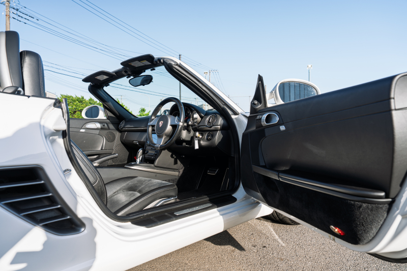 ポルシェ ボクスター(Type987) ﾍﾞｰｽｸﾞﾚｰﾄﾞ ｽﾎﾟｰﾂｸﾛﾉPKG　後期ﾓﾃﾞﾙ ﾌﾞﾗｯｸﾊｰﾌﾚｻﾞｰｼｰﾄ ｼｰﾄﾋｰﾀｰ ﾌﾞﾗｯｸｿﾌﾄﾄｯﾌﾟ ｲｸﾘﾌﾟｽﾅﾋﾞTV ﾀﾞｲﾅﾐｯｸｺｰﾅﾘﾝｸﾞﾗｲﾄ ｵｰﾄｴｱｺﾝ 19ｲﾝﾁAW　2年保証