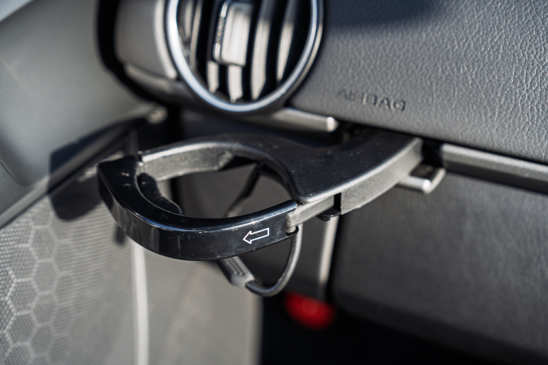 ポルシェ ボクスター(Type987) ﾍﾞｰｽｸﾞﾚｰﾄﾞ ｽﾎﾟｰﾂｸﾛﾉPKG　後期ﾓﾃﾞﾙ ﾌﾞﾗｯｸﾊｰﾌﾚｻﾞｰｼｰﾄ ｼｰﾄﾋｰﾀｰ ﾌﾞﾗｯｸｿﾌﾄﾄｯﾌﾟ ｲｸﾘﾌﾟｽﾅﾋﾞTV ﾀﾞｲﾅﾐｯｸｺｰﾅﾘﾝｸﾞﾗｲﾄ ｵｰﾄｴｱｺﾝ 19ｲﾝﾁAW　2年保証