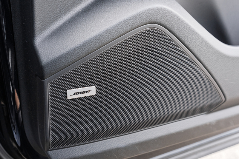 ポルシェ カイエン ﾍﾞｰｽｸﾞﾚｰﾄﾞ ｽﾎﾟｰﾂｸﾛﾉPKG　ﾌﾞﾗｯｸﾚｻﾞｰｼｰﾄ ﾊﾟﾉﾗﾏﾙｰﾌ PCM CarPlay PASM/ｴｱｻｽ PDLS ｴﾝﾄﾘｰD BOSE ｱﾝﾋﾞｴﾝﾄﾗｲﾄ ACC ｶｲｴﾝS19ｲﾝﾁAW　2年保証